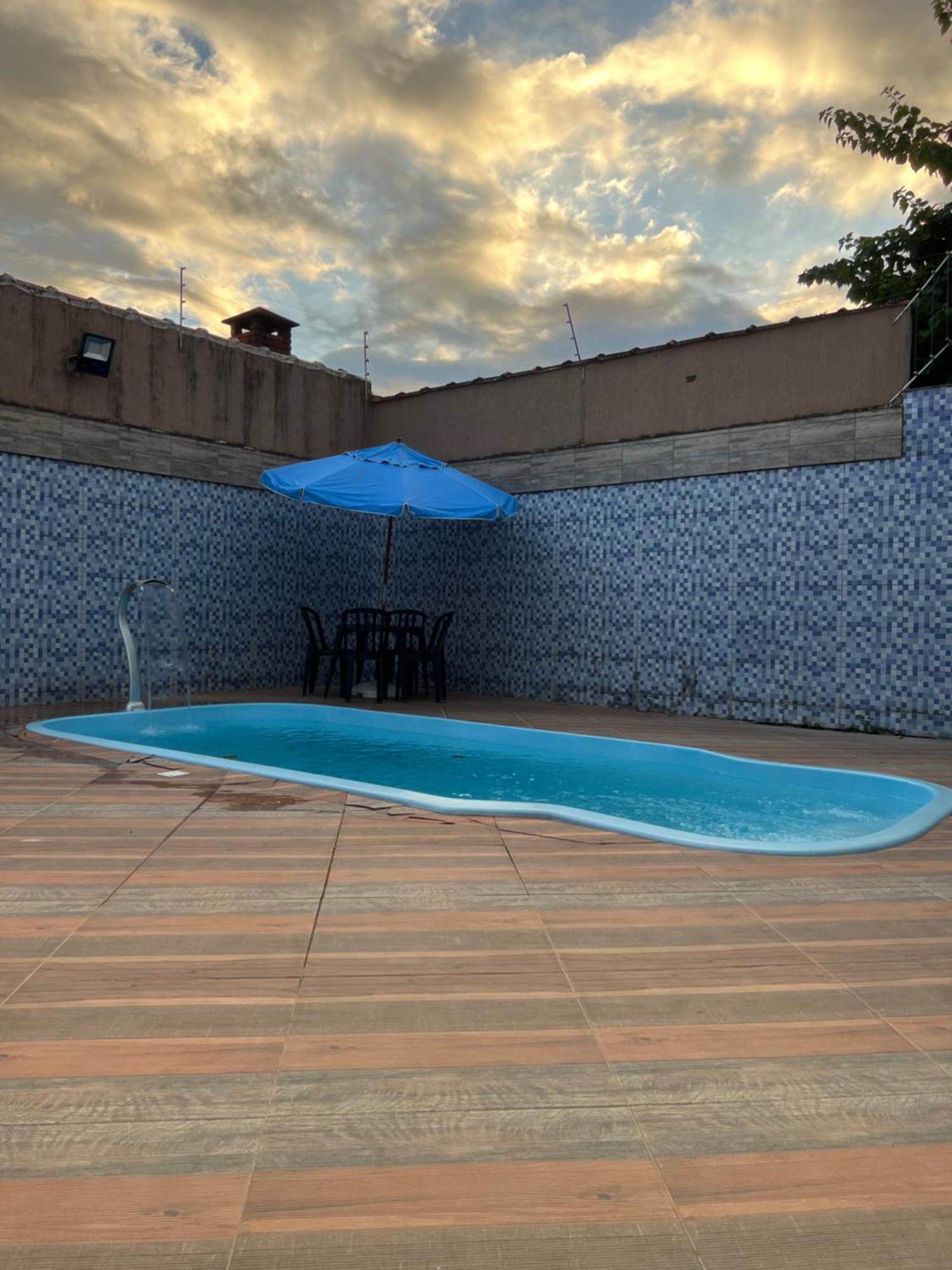 Apto Com Piscina De Maranduba -