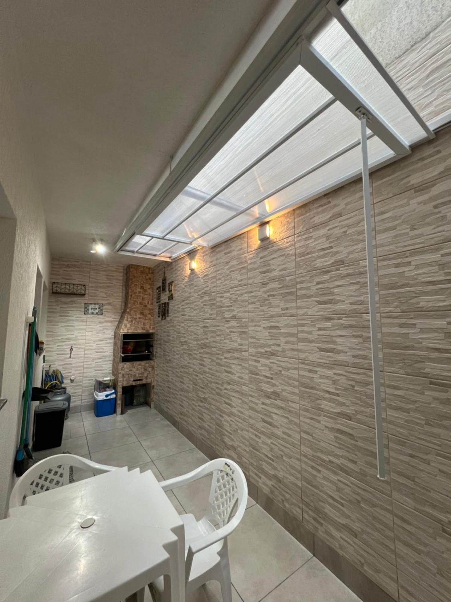 Apto Com Piscina De Maranduba - *