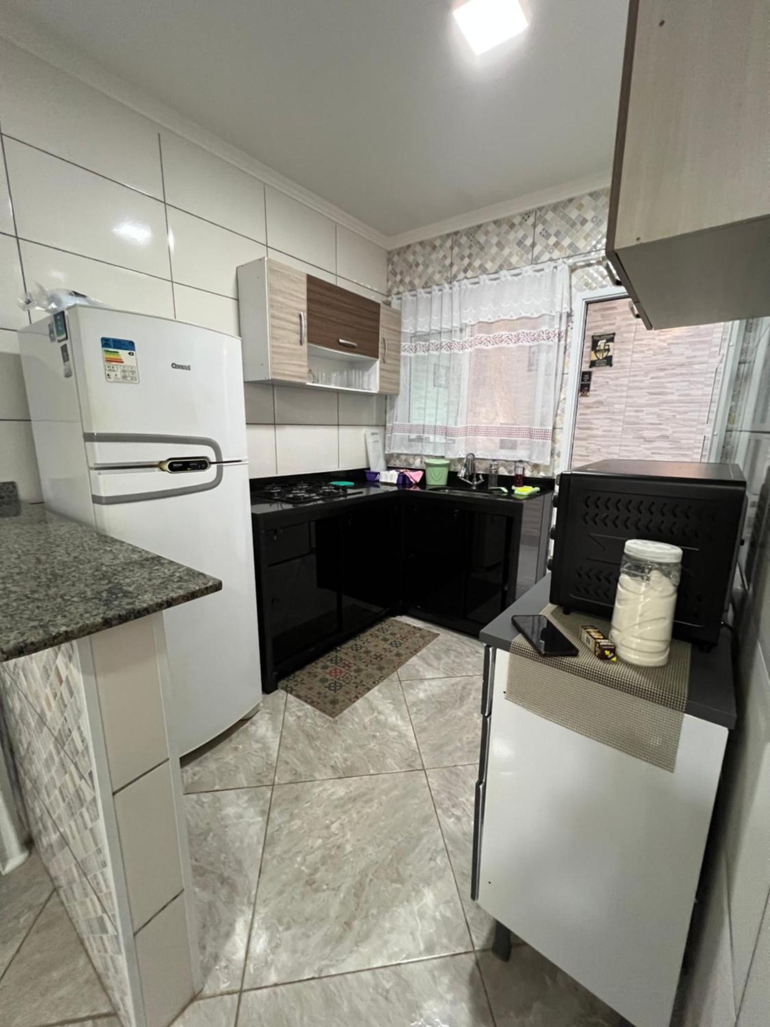 Apto Com Piscina De Maranduba -